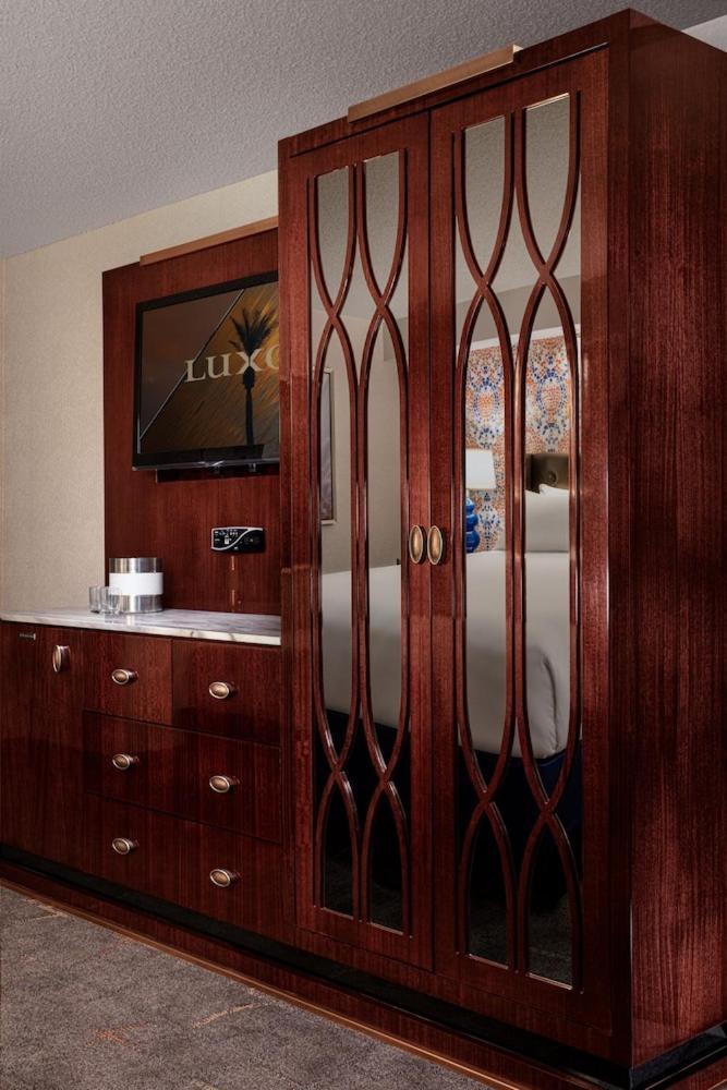 Luxor Hotel & Casino By Suiteness Las Vegas Exterior foto
